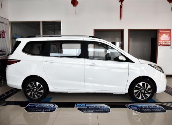 长安欧尚A600 2017款 1.5L 手动智联型 外观   正侧