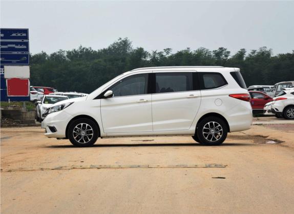 长安欧尚A600 2018款 1.5L 手动精英型 外观   正侧