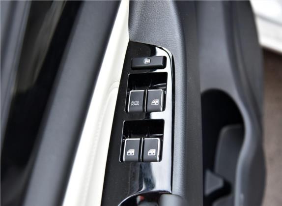 长安欧尚A600 2018款 1.6L 自动豪华型 车厢座椅   门窗控制