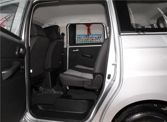 长安睿行S50 2018款 S50V 1.5L 物流版5座 国VI 车厢座椅   后排空间