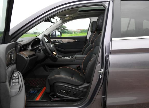 创维EV6 2021款 520 智能版 车厢座椅   前排空间