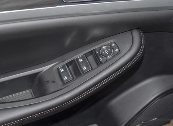 创维EV6 2021款 520 创享版 车厢座椅   门窗控制