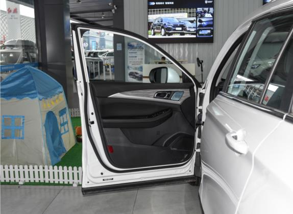 创维EV6 2021款 520 欢乐版 车厢座椅   前门板