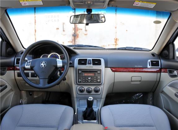长安CX30 2011款 三厢 1.6L 手动豪华型 中控类   中控全图