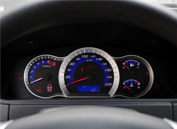 长安CX30 2011款 三厢 1.6L 手动舒适型 中控类   仪表盘