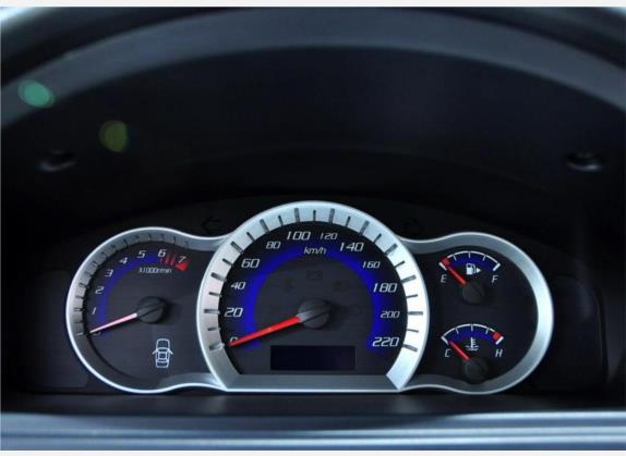 长安CX30 2011款 三厢 1.6L 手动智能豪华版 中控类   仪表盘