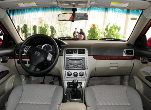 长安CX30 2012款 三厢 1.6L 手动豪华型 中控类   中控全图