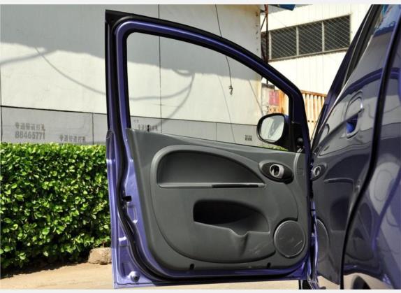 奔奔MINI 2010款 1.0L 手动舒适型 车厢座椅   前门板