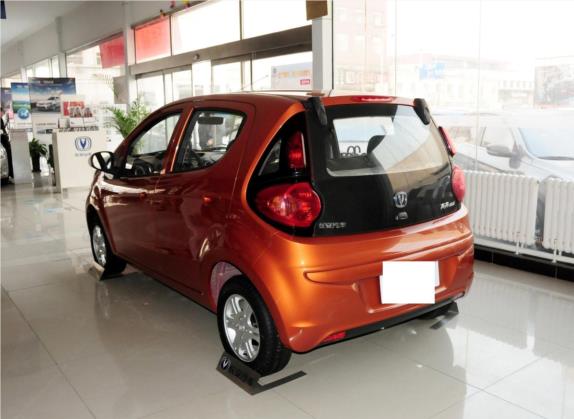 奔奔MINI 2012款 1.0L 手动时尚版 国IV 外观   斜后