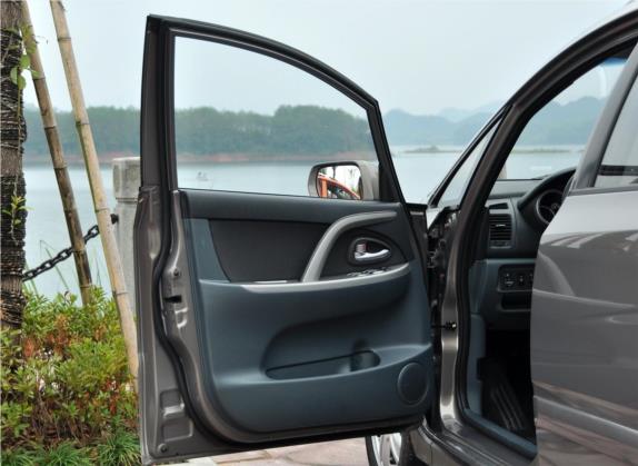 长安CX20 2011款 1.3L 自动运动版 车厢座椅   前门板