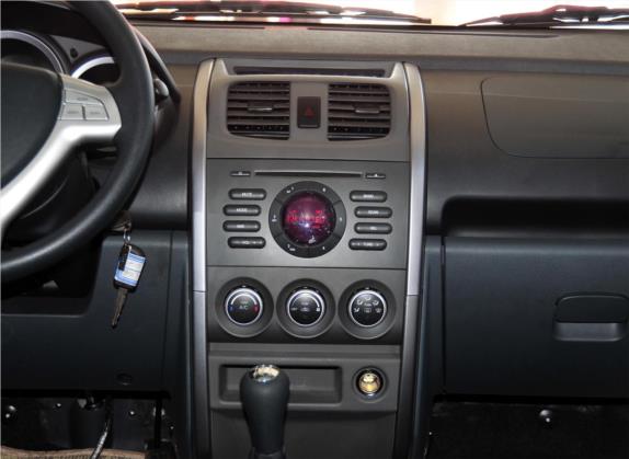 长安CX20 2011款 1.3L 手动运动版 中控类   中控台