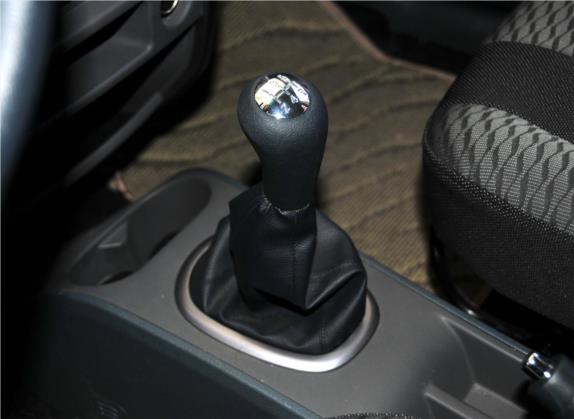 长安CX20 2011款 1.3L 手动运动版 中控类   挡把
