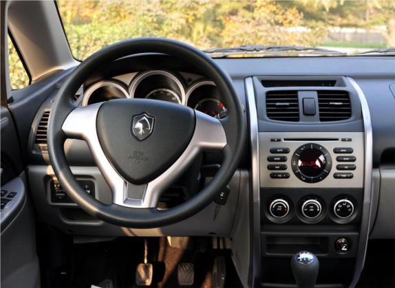 长安CX20 2011款 1.3L 手动舒适版 中控类   驾驶位