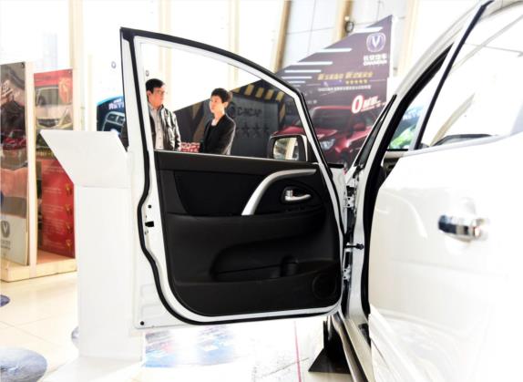 长安CX20 2014款 1.4L 手动天窗导航版 国V 车厢座椅   前门板