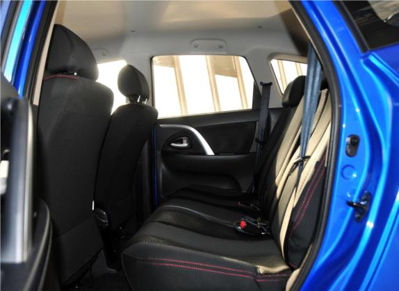 长安CX20 2014款 1.4L 手动运动版 国IV 车厢座椅   后排空间