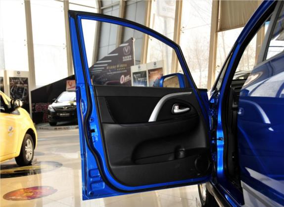 长安CX20 2014款 1.4L 手动运动版 国IV 车厢座椅   前门板