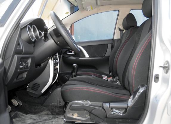 长安CX20 2014款 1.4L 手动天窗导航版 国IV 车厢座椅   前排空间