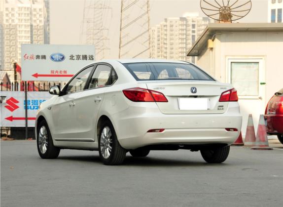 逸动 2012款 1.6L 自动尊贵型 国IV 外观   斜后