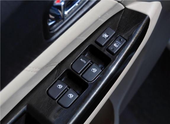 逸动 2012款 1.6L 手动豪华型 国IV 车厢座椅   门窗控制
