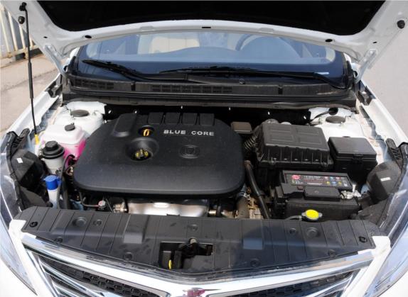 逸动 2013款 1.6L 手动豪华型 国V 其他细节类   发动机舱