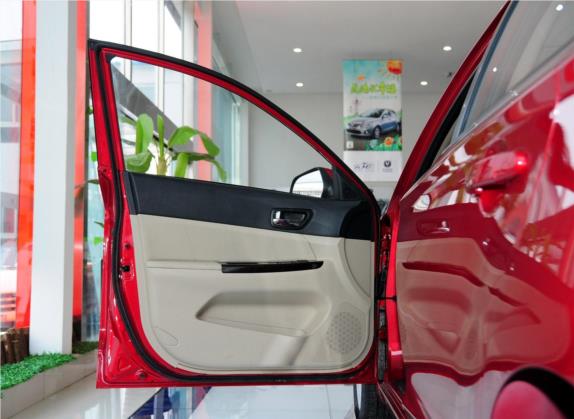 逸动 2013款 1.6L 手动精英型 国V 车厢座椅   前门板