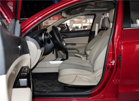 逸动 2014款 1.6L 手动豪华型 车厢座椅   前排空间