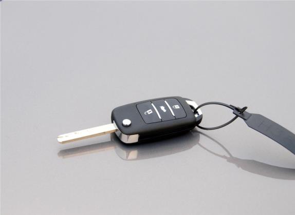 逸动 2014款 1.6L 手动尊贵型 其他细节类   钥匙