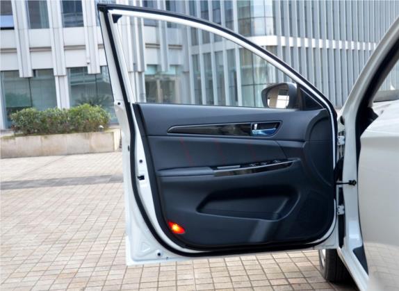 逸动 2014款 1.5T 自动运动尊贵型 车厢座椅   前门板