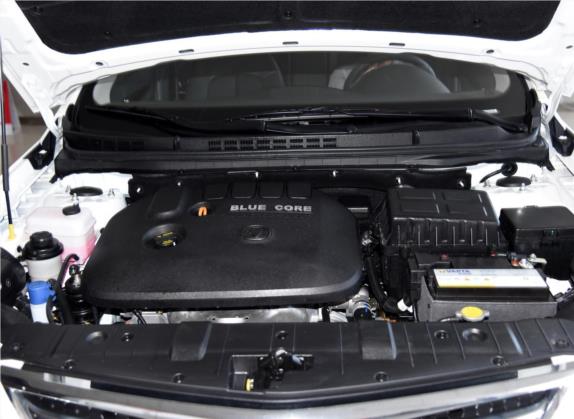 逸动 2015款 1.6L 手动尊贵型 国IV 其他细节类   发动机舱