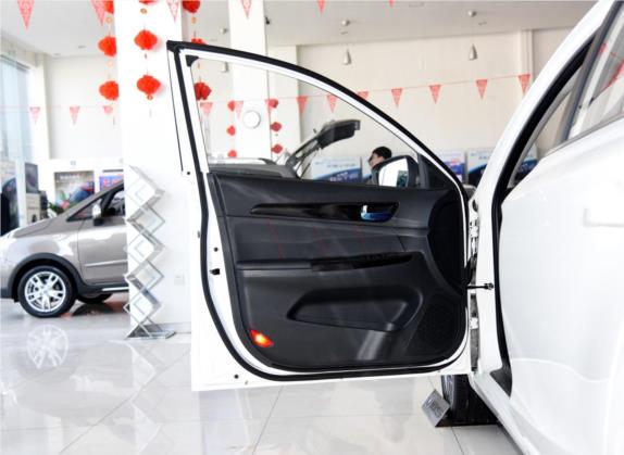 逸动 2015款 1.6L 手动尊贵型 国IV 车厢座椅   前门板
