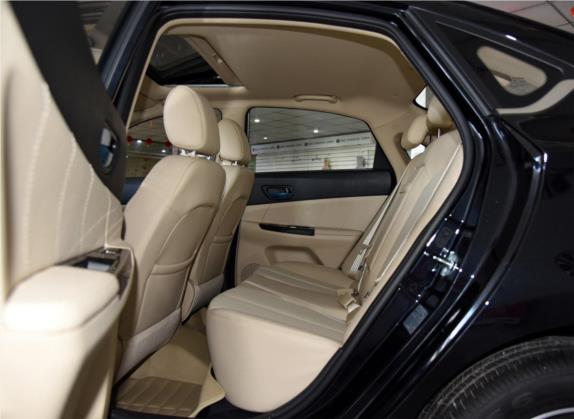 逸动 2015款 1.6L 手动豪华型 国V 车厢座椅   后排空间