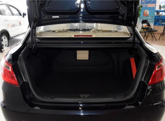 逸动 2015款 1.6L 手动豪华型 国V 车厢座椅   后备厢