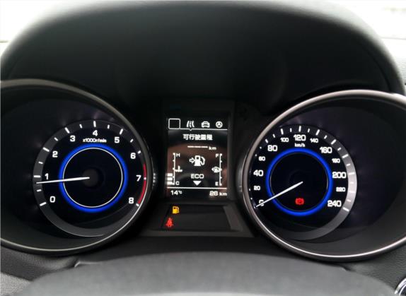 逸动 2016款 蓝动版 1.6L 手动先锋型 中控类   仪表盘