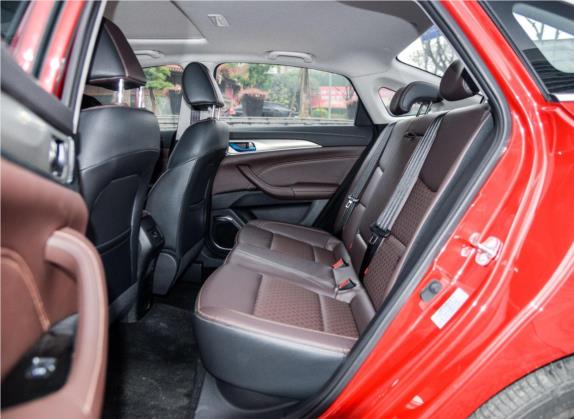 逸动 2018款 1.6L GDI 自动尊尚型 车厢座椅   后排空间