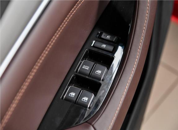 逸动 2018款 1.6L GDI 手动领尚型 车厢座椅   门窗控制