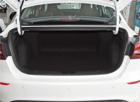 逸动 2018款 1.6L GDI 手动风尚型 车厢座椅   后备厢