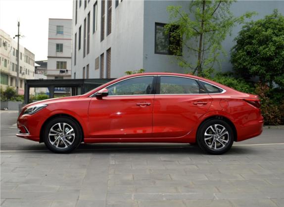 逸动 2018款 1.6L GDI 手动时尚型 外观   正侧