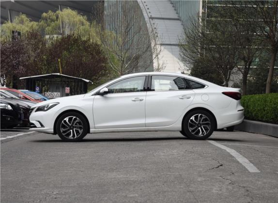 逸动 2018款 1.6L GDI 手动尊尚型 外观   正侧