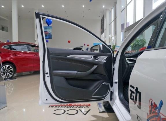 逸动 2018款 高能版 1.6L GDI 自动先锋型 国V 车厢座椅   前门板