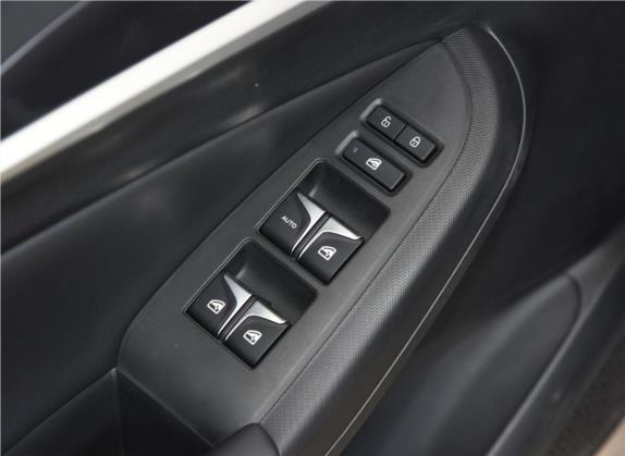 逸动 2020款 PLUS 1.6L GDI 手动豪华型 车厢座椅   门窗控制