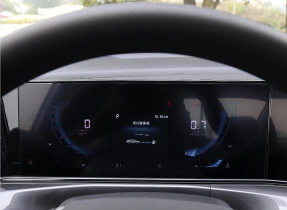 逸动 2020款 PLUS 百万版 1.6L GDI CVT精英型 中控类   仪表盘