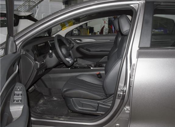 逸动 2021款 PLUS 1.6L GDI CVT精英型 车厢座椅   前排空间