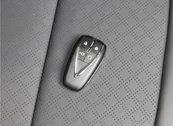 逸动 2022款 PLUS 1.6L GDI 手动豪华型 其他细节类   钥匙