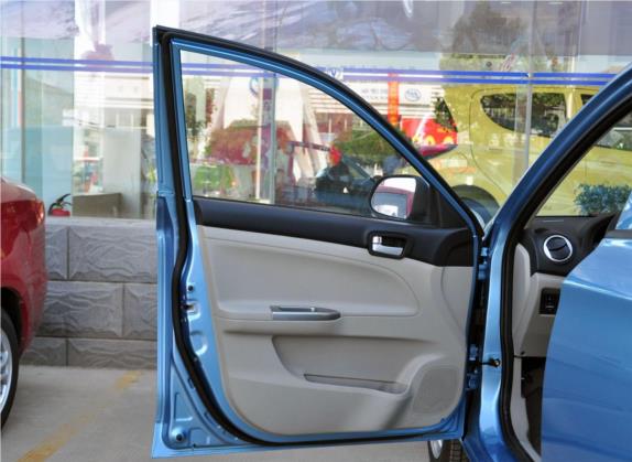 悦翔V3 2012款 1.3L 手动舒适型 国V 车厢座椅   前门板