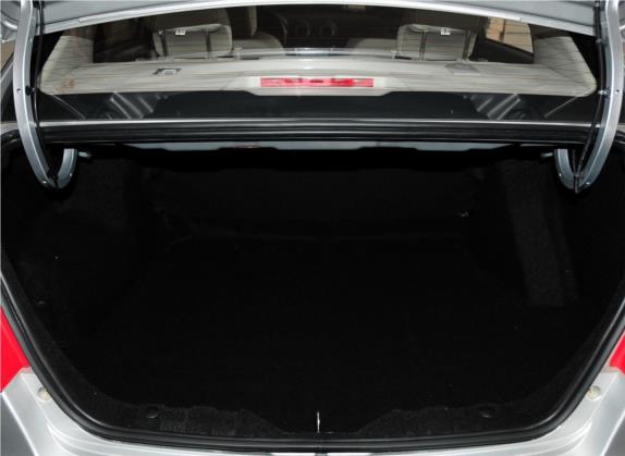 悦翔V3 2012款 1.3L 手动舒适型 国IV 车厢座椅   后备厢