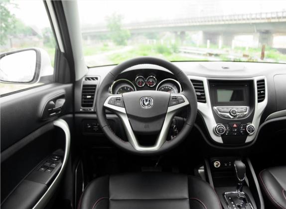 长安CS35 2014款 1.6L 自动豪华型 国IV 中控类   驾驶位