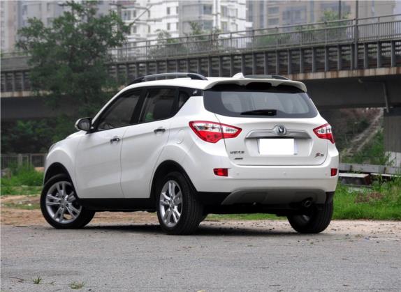 长安CS35 2014款 1.6L 自动豪华型 国IV 外观   斜后