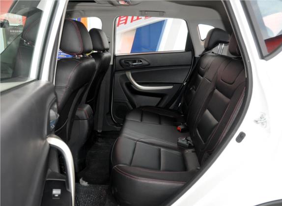 长安CS35 2014款 1.6L 手动豪华导航型 国IV 车厢座椅   后排空间