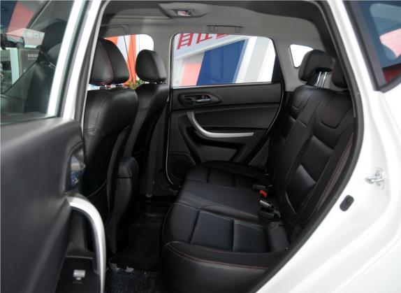 长安CS35 2014款 1.6L 手动豪华导航型 国V 车厢座椅   后排空间