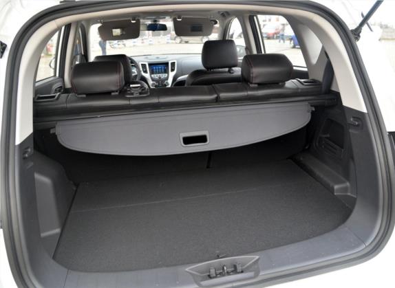 长安CS35 2015款 1.6L 自动尊贵型 国IV 车厢座椅   后备厢